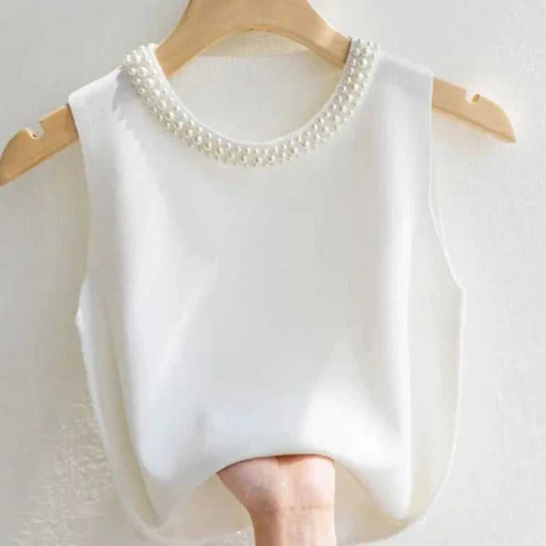 Top with pearls on the neck - Sweater to combine with blazers