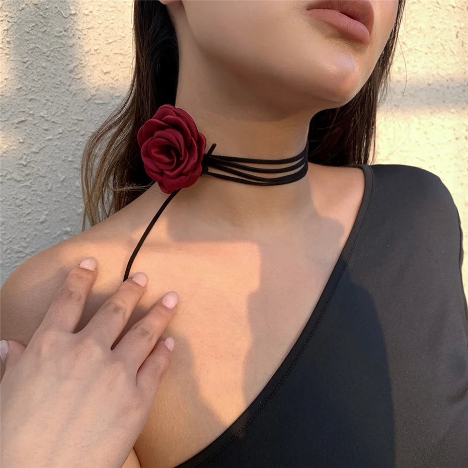 Romantic Gothic Big Rose Flower Clavicle Chain Necklace for Women Ladies Korean Fashion Adjustable Rope Choker
