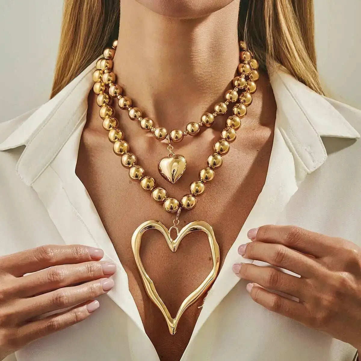 Exaggerated Vintage Large Heart Pendant Necklace Fashion